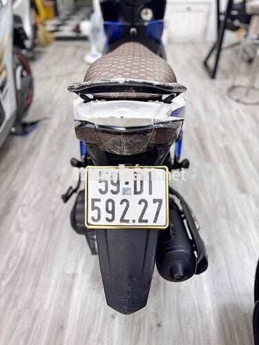 Yamaha Luvias 125cc Xanh trắng