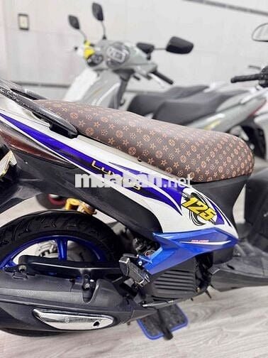 Yamaha Luvias 125cc Xanh trắng