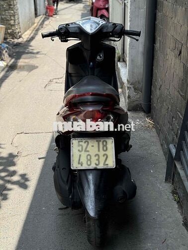 Yamaha Ultimo máy êm bánh mâm
