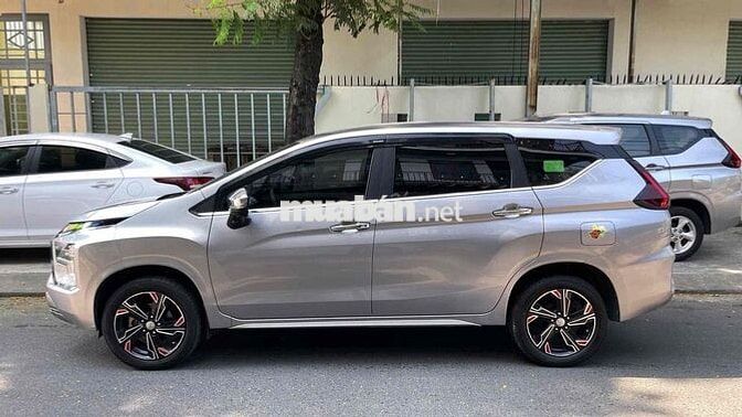 Mitsubishi Xpander Premium 2022 Xám