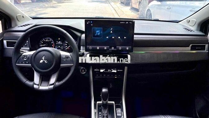 Mitsubishi Xpander Premium 2022 Xám