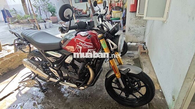 Triumph 2026 Đỏ xám 700km full đồ cb còn bảo hành