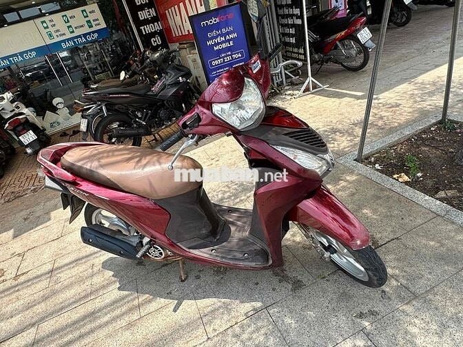 Honda Vision màu Đỏ