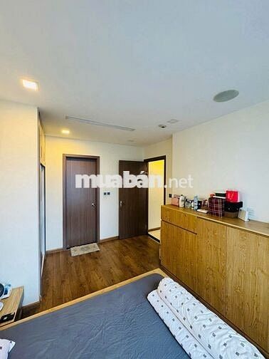TẬN HƯỞNG CS CAO CẤP TẠI VINHOMES CENTRAL PARK 3PN 18TỶ 108M2 FULL NT