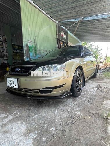 Ford Mondeo Tự động Vàng Đen maybach