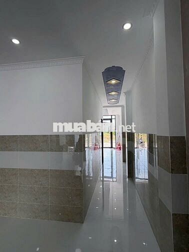 NHÀ TRỆT LỬNG MỚI HOÀN THIỆN 3PN 2WC KẾ BÊN TTTP CẦN THƠ HỖ TRỢ VAY
