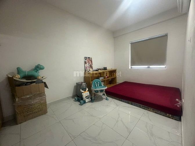 Bán gấp căn hộ 2PN 2WC tầng thấp Fresca Riverside Bình Chiểu Giá 2,890