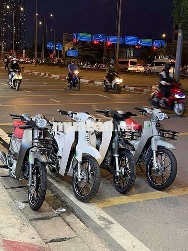 cần tuyển thợ sửa xe máy