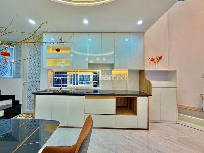 NHÀ MỚI 100% ĐẸP NHƯ TRANH - TT PHÚ NHUẬN