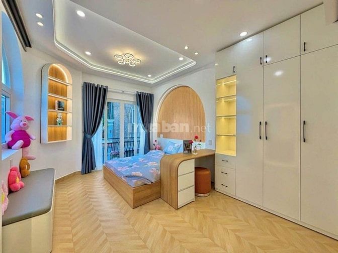 NHÀ MỚI 100% ĐẸP NHƯ TRANH - TT PHÚ NHUẬN