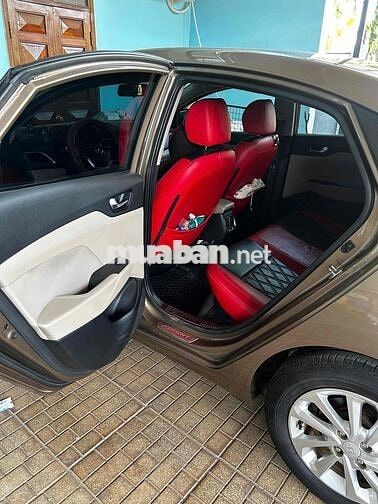 Hyundai Accent Nâu Số sàn 87139 km