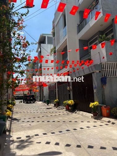 BIỆT THỰ CHO THUÊ LÀM VĂN PHÒNG/SHOWROOM TẠI THỦ ĐỨC (CÓ TẦNG HẦM)