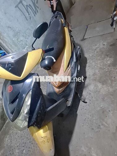 Yamaha Mio màu Vàng đen