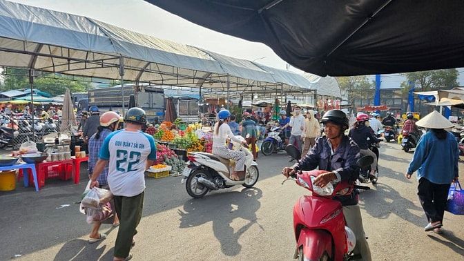Bán nhà mặt tiền chợ Tân Phú ngay bến xe Tân Phú Đồng Nai. Tiện kinh d