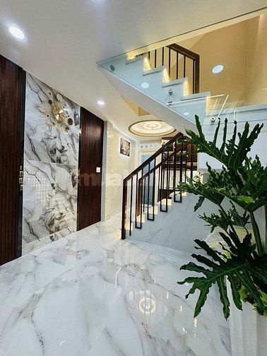 HÀNG NGỘP! chủ bán nhà Ngô Quyền Q5 giá 3TỶ250 + 15tr/tháng, LH ngay