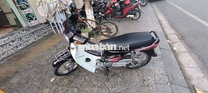 Honda Super Dream 2005 Trắng