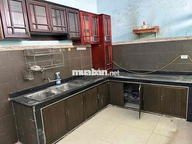 Cho thuê nhà Nguyễn Công Hoan, Hoà An gần bến xe, gần Ngã 3 Huế