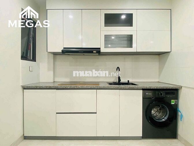 CHO THUÊ CĂN HỘ 1N1K FULL ĐỒ BAN CÔNG NGAY CÔNG VIÊN CẦU GIẤY