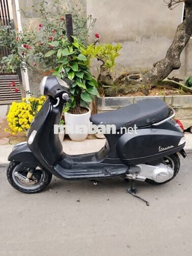 Piaggio Vespa màu Đen