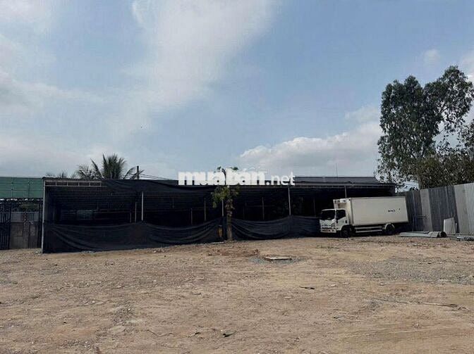 KHO XƯỞNG CHO THUÊ 3000 M2–BÙI CÔNG TRỪNG- ĐÔNG THẠNH - 35 TRIỆU/THÁNG