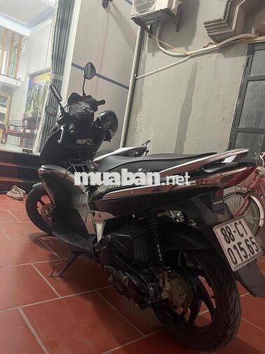 Honda Air Blade màu Đen bạc FI