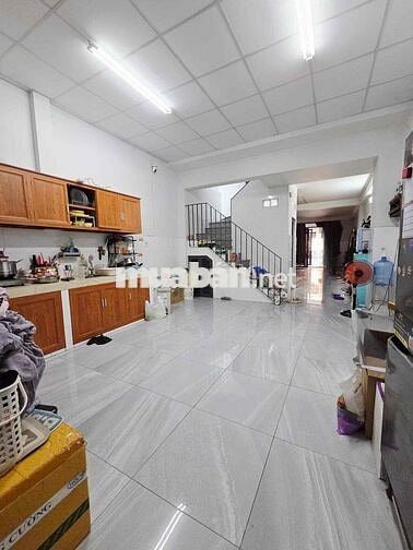 Rẻ 15Tr - 4.5x18m - 1 lầu - 2PN - Hẻm xe tải đường Thoại Ngọc Hầu, TP