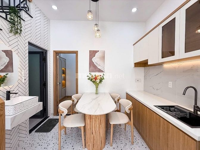Bán Nhà Thích Quảng Đức 36m² – 1T1L, 3PN, 2WC – Giá Chỉ 1.35 Tỷ! SHR