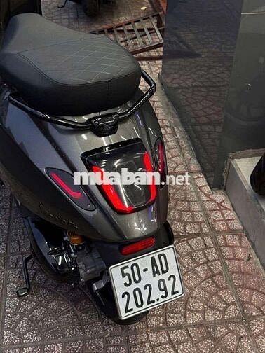 Piaggio Vespa Sprint 2020 Xám Lambo