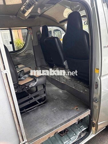 Toyota Hiace 2008 3 chỗ Xám