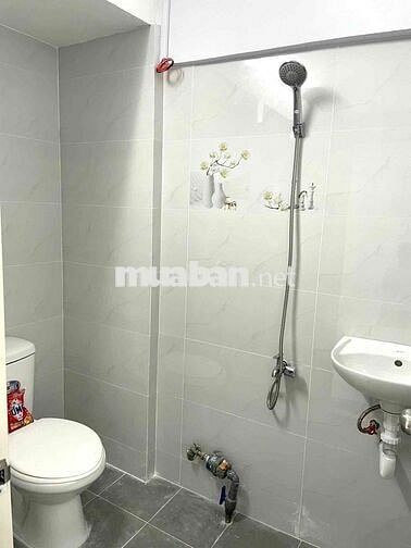 Chính chủ cần bán gấp nhà Tầng Trệt lô Y chung cư Ngô Gia Tự