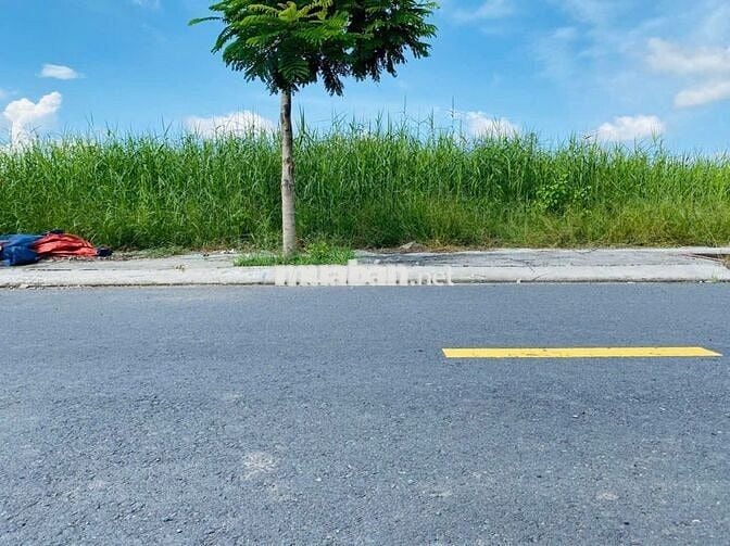 Bán nền Hiep Phuoc Premia 80m2 giá nội bộ 1,75 tỷ