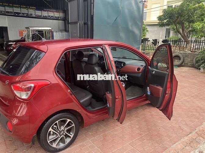 Hyundai i10 Hatback Đỏ 85179 km
