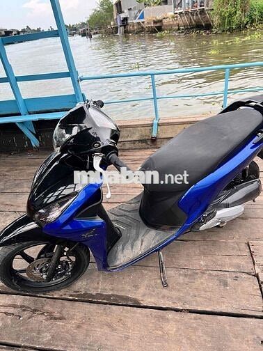 Cần bán Vision 2018 kiểng nhẹ máy zin xe rất đẹp