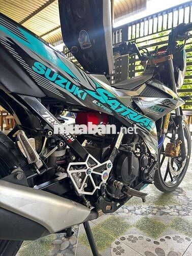 Suzuki Satria F150 Đen