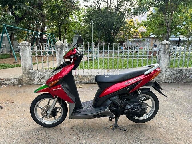 Honda Click 110 Chính chủ máy zin chưa rớt đầu