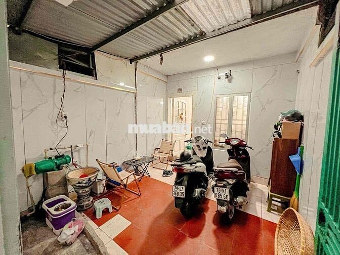 Trung Tâm Hai Bà Trưng - 10M ra oto -Nhà nhỏ tiền