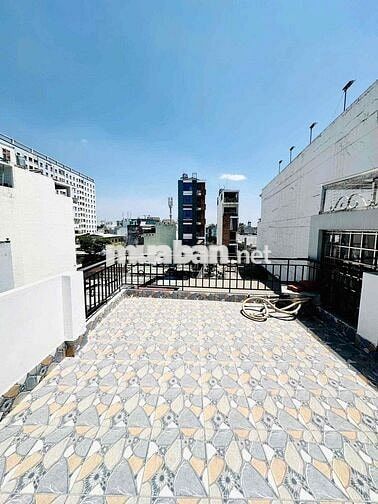 Bán Nhà Đẹp, Sát Hẻm Xe Hơi, Dân Trí