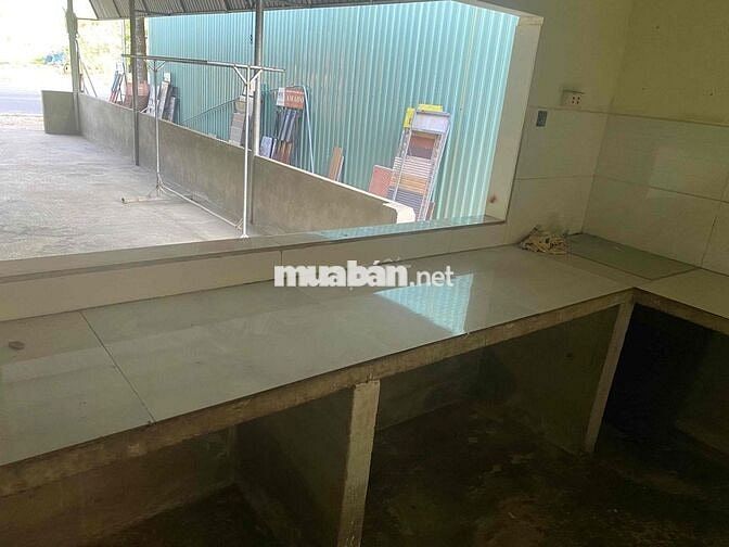 cần cho thuê nhà ở hoà dơn sát nhà hàng tây bắc