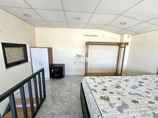 CHO THUÊ CĂN HỘ DUPLEX ĐƯỜNG TÔ HIỆU CÓ SÂN RỘNG GIÁ 4.5 TRIỆU/THÁNG