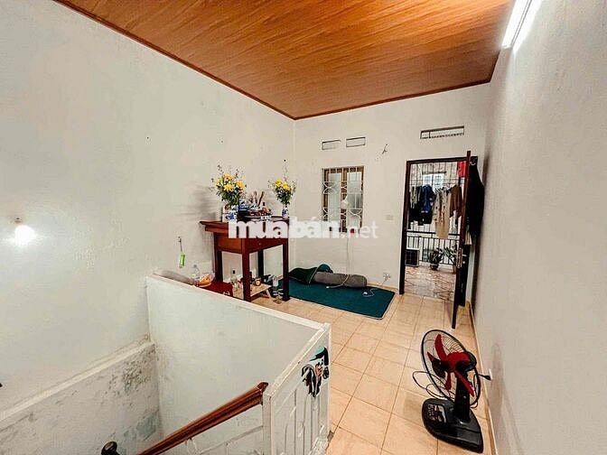 Trung Tâm Hai Bà Trưng - 10M ra oto -Nhà nhỏ tiền