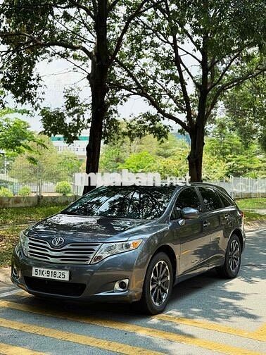 Toyota Venza 2.7 AWD full kịch hàng siêu hiếm