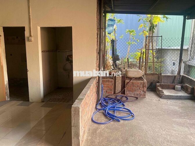 cần cho thuê nhà ở hoà dơn sát nhà hàng tây bắc