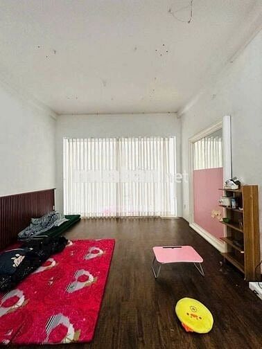CHO THUÊ NHÀ MẶT TIỀN PHAN VĂN TRỊ (3 LẦU 4m X 20m) TRỆT RỘNG < MỚI