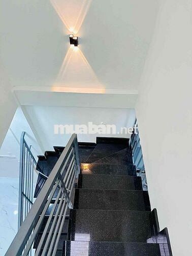 Chỉ: 4Tỷ900 -  PHAN ĐÌNH PHÙNG THÔNG HUỲNH VĂN BÁNH, PHÚ NHUẬN – 2 TẦN