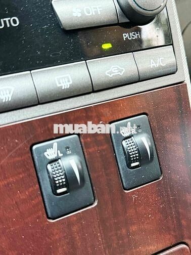 Toyota Venza 2.7 AWD full kịch hàng siêu hiếm