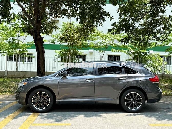 Toyota Venza 2.7 AWD full kịch hàng siêu hiếm