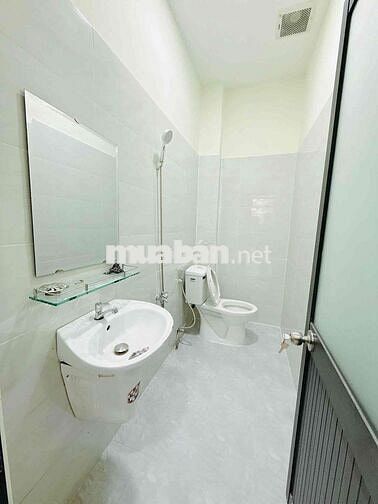 Chỉ: 4Tỷ900 -  PHAN ĐÌNH PHÙNG THÔNG HUỲNH VĂN BÁNH, PHÚ NHUẬN – 2 TẦN