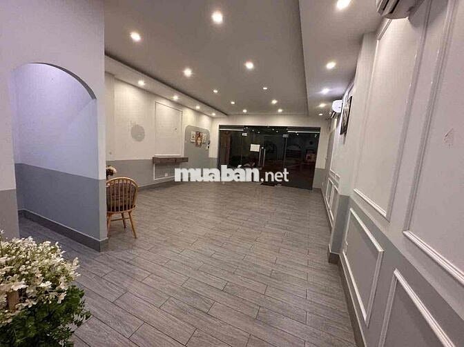Mặt bằng Chánh Nghĩa , gần Chợ , Phố đi Bộ Bạch Đằng 5,5x17 m
