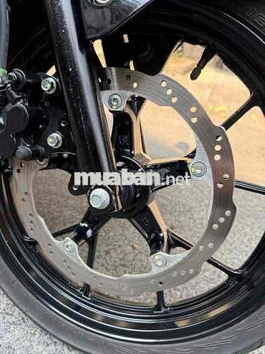 Suzuki GSX R150 2018 Đen 6000km