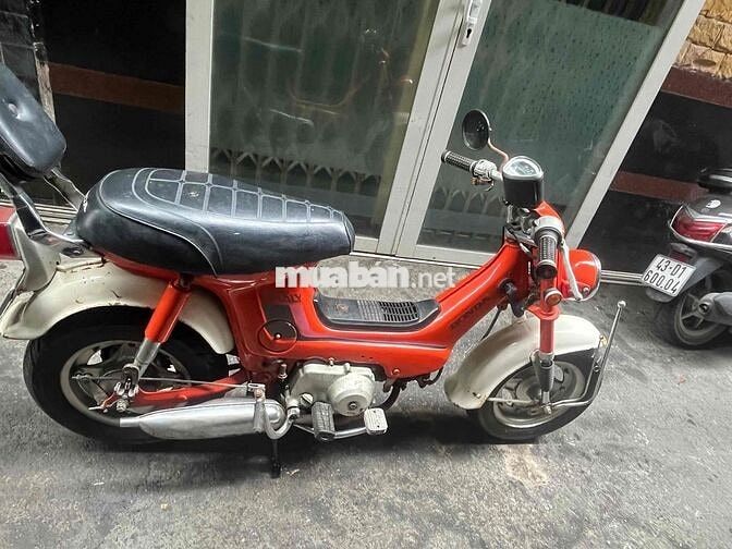 Honda Chaly màu Đỏ